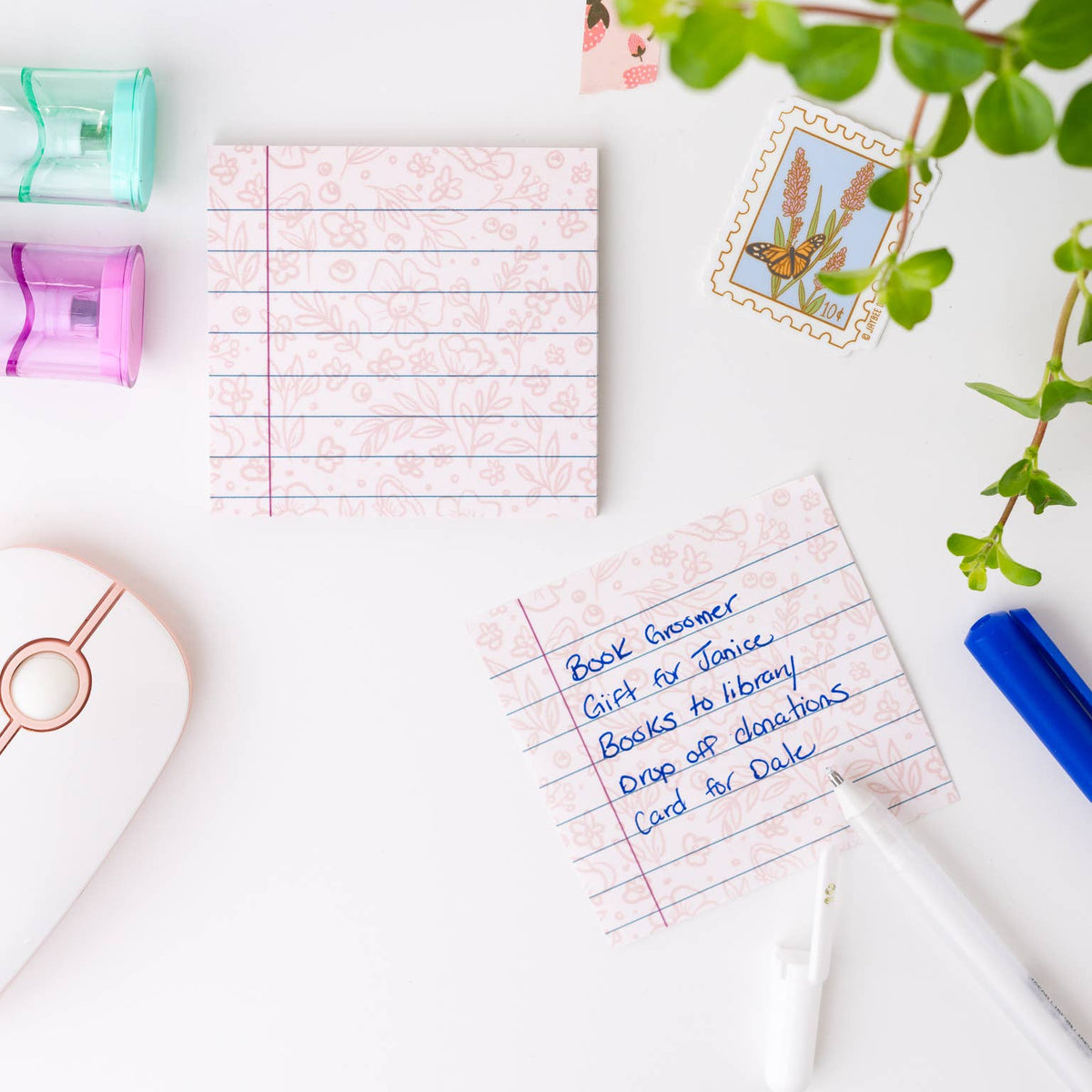 Notes autocollantes à motifs floraux roses